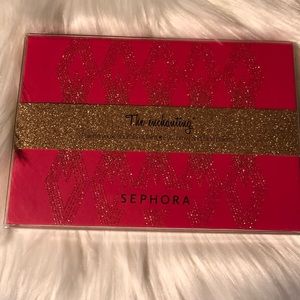 SEPHORA enchanting eye brow and face palette .